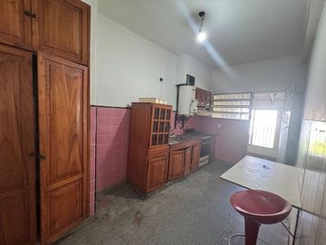 Casa 3 Ambientes Venta Moreno Parque Cochera