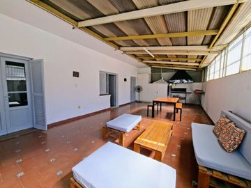 VENTA DEPARTAMENTO 3 d. con PATIO Y GRAN TERRAZA