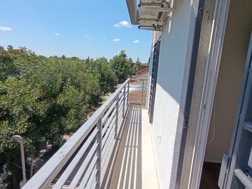 VENTA DPTO 3 AMB C/ PATIO Y BALCON EN PADUA A CRED