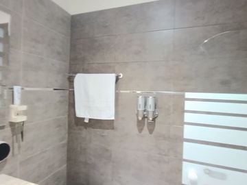 VENTA DPTO 3 AMB C/ PATIO Y BALCON EN PADUA A CRED