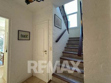 CASA EN VENTA CON PILETA, B CERRADO VILLA ROSA
