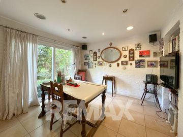 CASA EN VENTA CON PILETA, B CERRADO VILLA ROSA