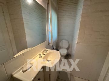 CASA EN VENTA CON PILETA, B CERRADO VILLA ROSA