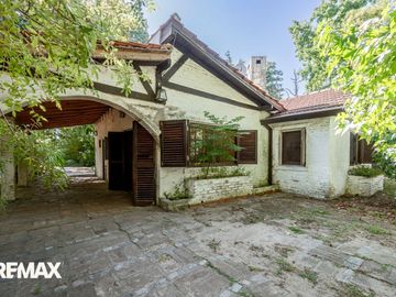 VENTA CASA  PILAR 4 LOTES APTO DESARROLLO-PERMUTA