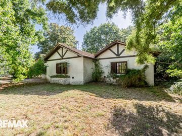 VENTA CASA  PILAR 4 LOTES APTO DESARROLLO-PERMUTA
