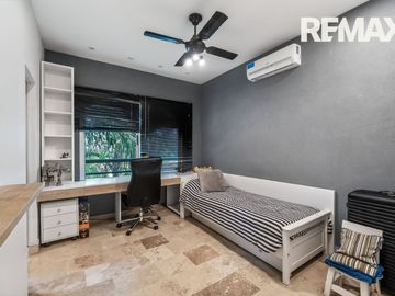 ALQUILER DE CASA 7 AMBIENTES EN AYRES DEL PILAR .