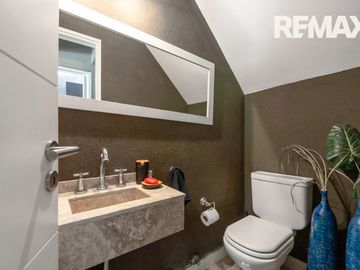 VENTA CASA AYRES DE PILAR