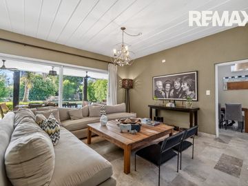 VENTA CASA AYRES DE PILAR