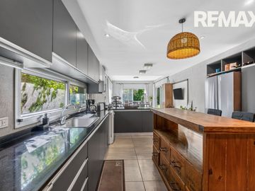 VENTA CASA AYRES DE PILAR