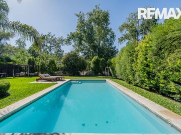 VENTA CASA AYRES DE PILAR