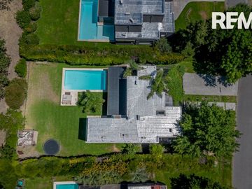 VENTA CASA AYRES DE PILAR