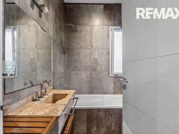 VENTA CASA AYRES DE PILAR