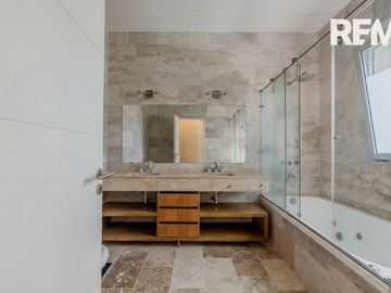 VENTA CASA AYRES DE PILAR