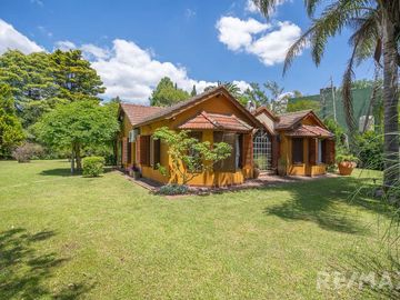 VENTA CASA 6 AMBIENTES CON PILETA EL REMANSO