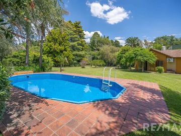 VENTA CASA 6 AMBIENTES CON PILETA EL REMANSO