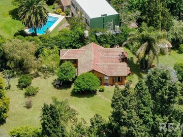 VENTA CASA 6 AMBIENTES CON PILETA EL REMANSO