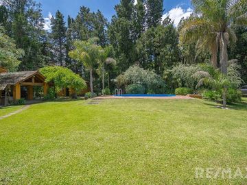 VENTA CASA 6 AMBIENTES CON PILETA EL REMANSO