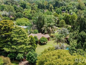 VENTA CASA 6 AMBIENTES CON PILETA EL REMANSO