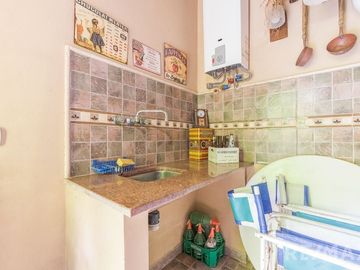 VENTA CASA 6 AMBIENTES CON PILETA EL REMANSO