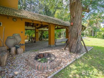 VENTA CASA 6 AMBIENTES CON PILETA EL REMANSO