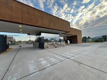 Casa en Venta - Bº La Quebrada - Lujan