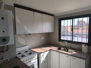 Remax Vende Piso en 5ta seccion Mendoza