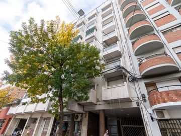 DEPARTAMENTO 2 DORMITORIOS CON COCHERA CENTRO