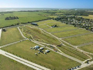 VENTA LOTE ECO LAGOS 450 METROS