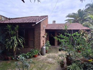 CASA EN VENTA 2 DORMITORIOS BARRIO LUDUEÑA