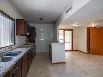 DEPARTAMENTO EN VENTA 3 DORMITORIOS COCHERA CENTRO