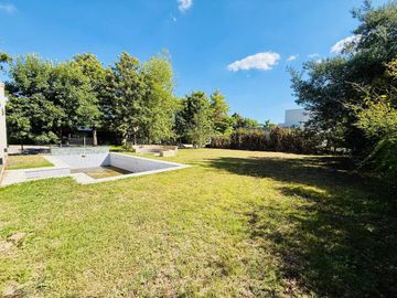 Casa VENTA pileta 6 ambientes B. Bermudas Pilar