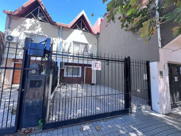 VENTA DUPLEX 3 AMBIENTES + PLAY Y COCHERA VICTORIA