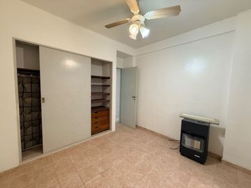 Venta dpto 2 ambientes DEVOTO