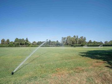 Predio en Venta Merlo Canchas Fútbol 11 Pileta Spa