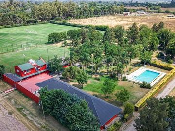 Predio en Venta Merlo Canchas Fútbol 11 Pileta Spa