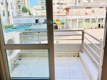 Alq ofic Recoleta Mono divisible edif Premium Seg