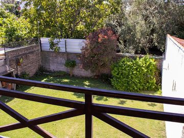 Venta casa de 4 ambientes en dos plantas