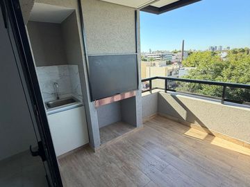 VENTA DEPARTAMENTO 2 AMBIENTES EN LINIERS SEMIPISO