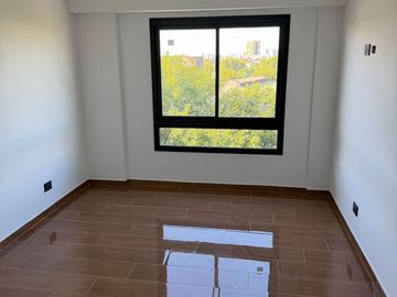 VENTA DEPARTAMENTO 2 AMBIENTES EN LINIERS SEMIPISO