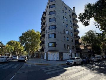 VENTA DEPARTAMENTO 2 AMBIENTES EN LINIERS SEMIPISO