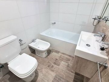 VENTA DEPARTAMENTO MONOAMEBIENTE ALMAGRO BALCON