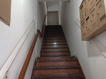 VENTA PH 2 AMBIENTES AL FRENTE, BALCON, TERRAZA