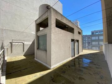 VENTA DPTO 2 AMBIENTES CON RENTA SAN MARTIN CENTR0