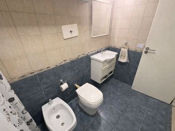 VENTA DPTO 2 AMBIENTES CON RENTA SAN MARTIN CENTR0