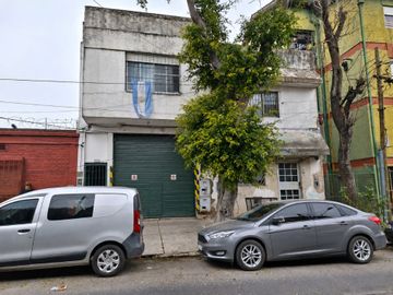 VENTA PH EN BLOQUE DEPOSITO Y DTOS VILLA MARTELLI