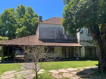 CASA EN VENTA CON PILETA, RANELAGH