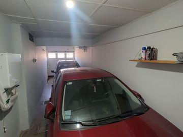 VENTA CASA 3 AMB COCHERAS/QUINCHO PATIO AVELLANEDA