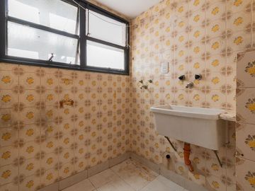 VENTA Departamento 3 dormitorios, balcón, luminoso