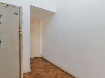 VENTA MONOAMBIENTE CON BALCON EN TRIBUNALES