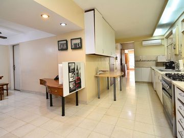 Alquiler 4 amb. cochera SIN MUEBLES Barrancas